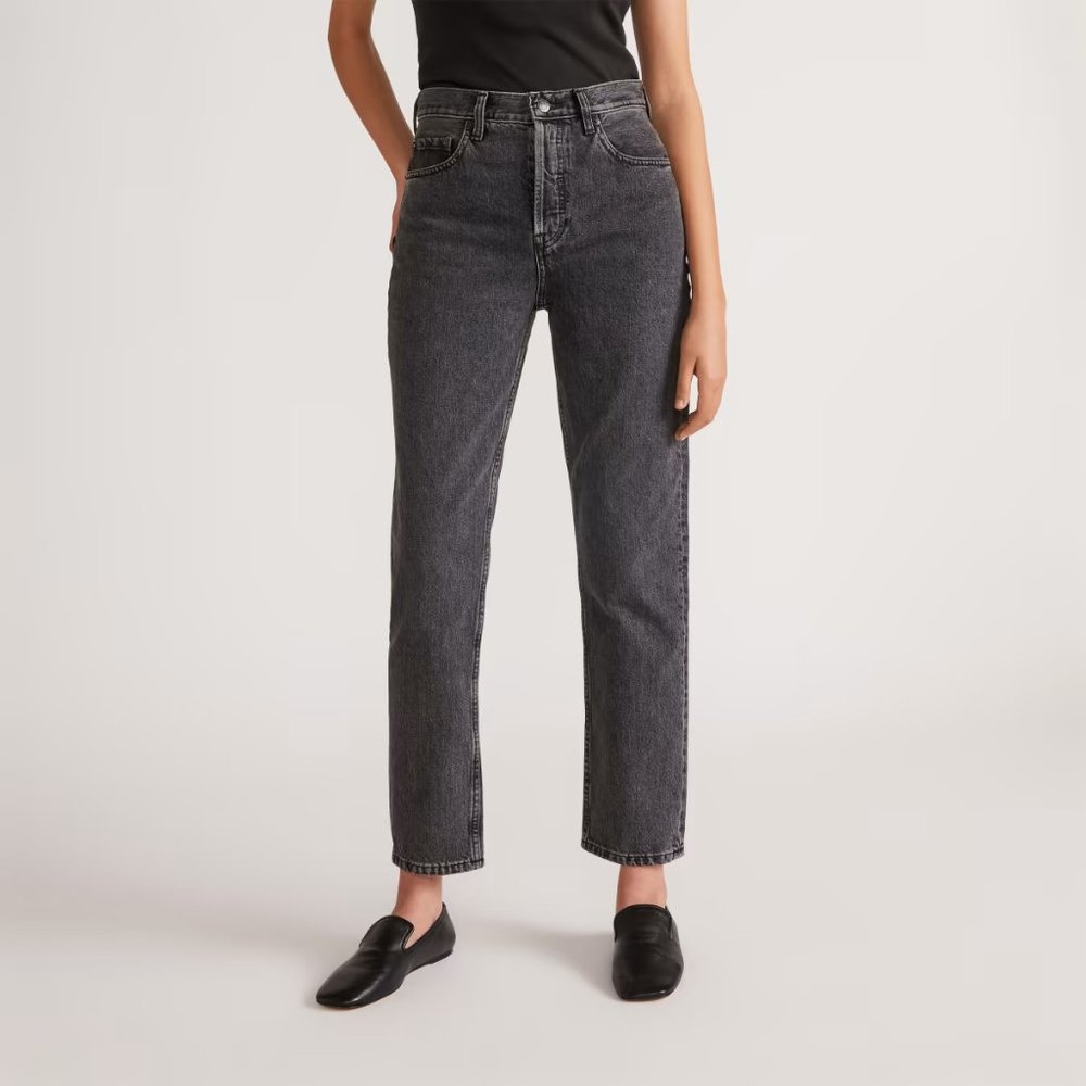 Everlane 90s Cheeky Jean in Washed Black